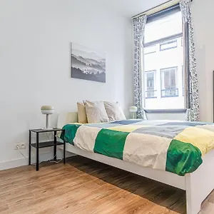 Spacious Shared 5br In The Heart Of Apartamento Gante
