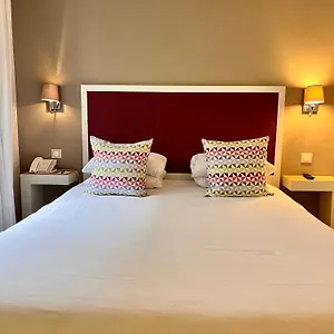 Hotel Kyriad 18 - Porte De Clignancourt - Montmartre, Paryż