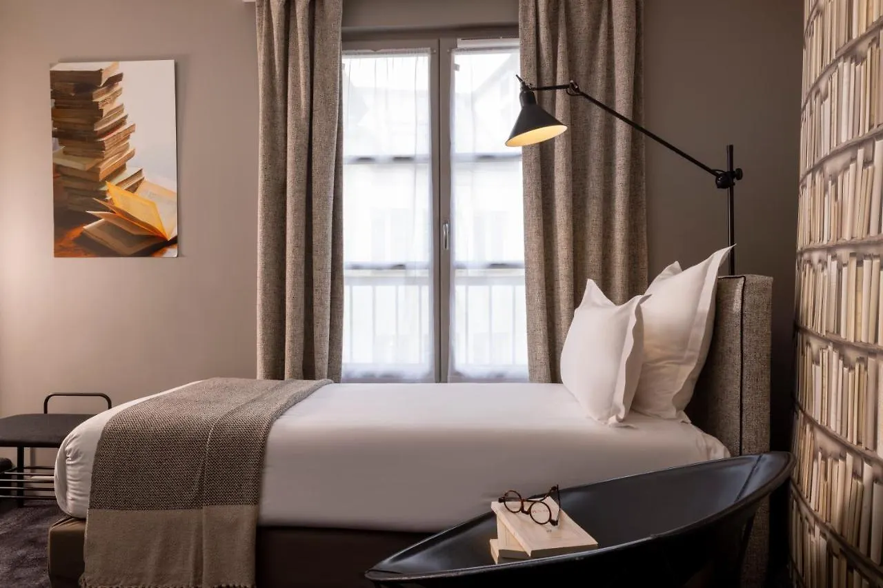 Hotel Helios Opera Paris